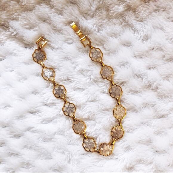 Gold Multi Stars Chain Bracelet - Picture 8 of 8